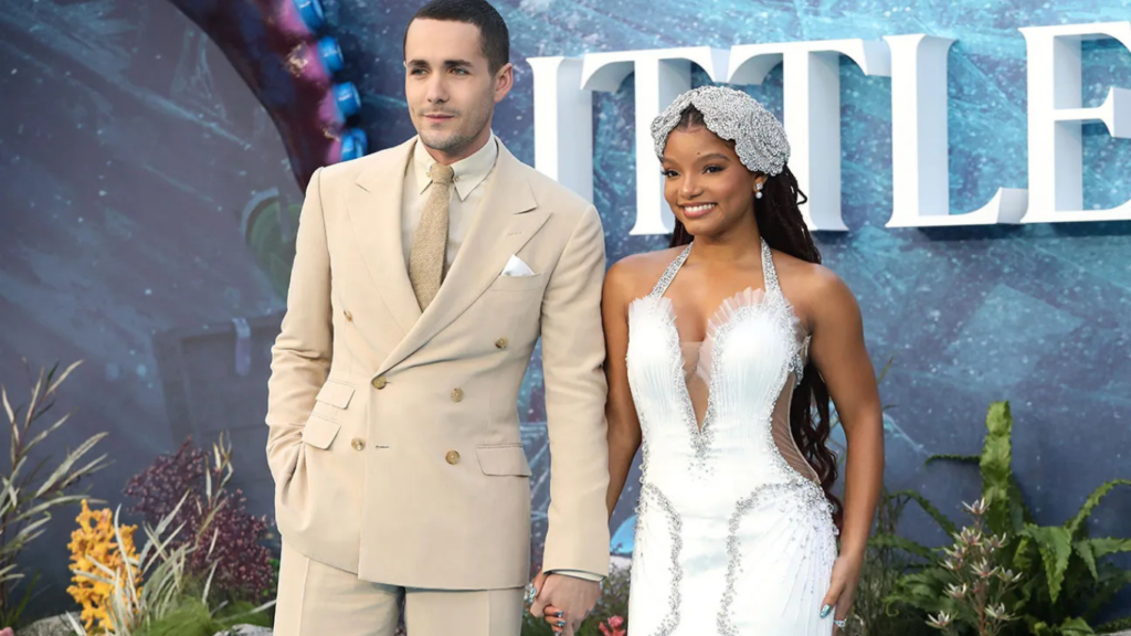 Halle Jonah Date Twitter